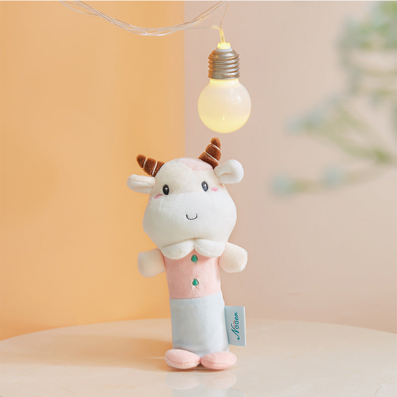 Plüsch-Kälbchen Babyset – Greifling, Rassel & Schmusetier in zarten Farben