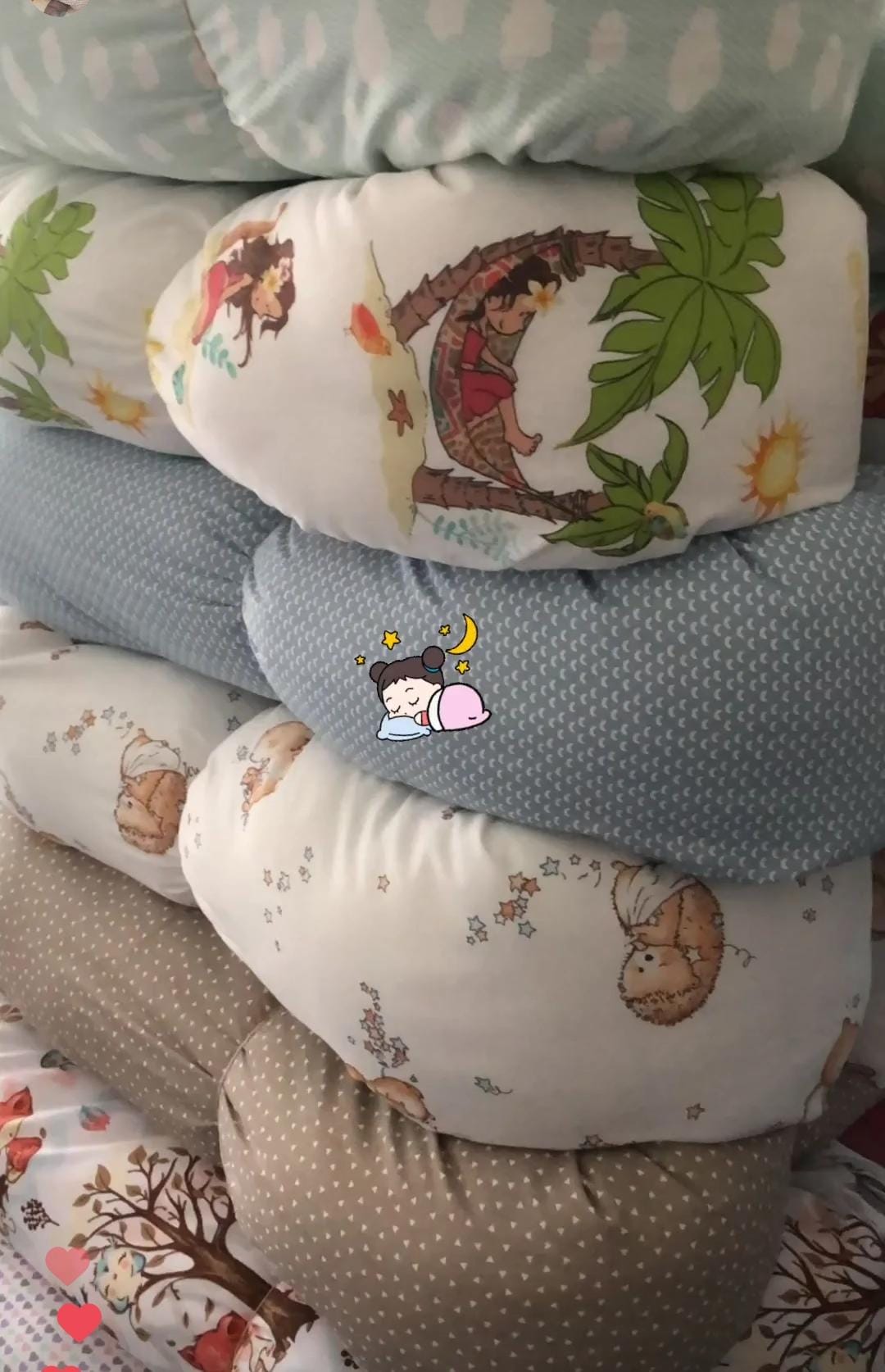 Handgefertigte Bettschlange – Schutz & Komfort fürs Babybett