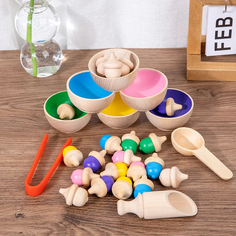 Sensorisches Holz-Sortierspiel – spielerisches Lernen mit allen Sinnen